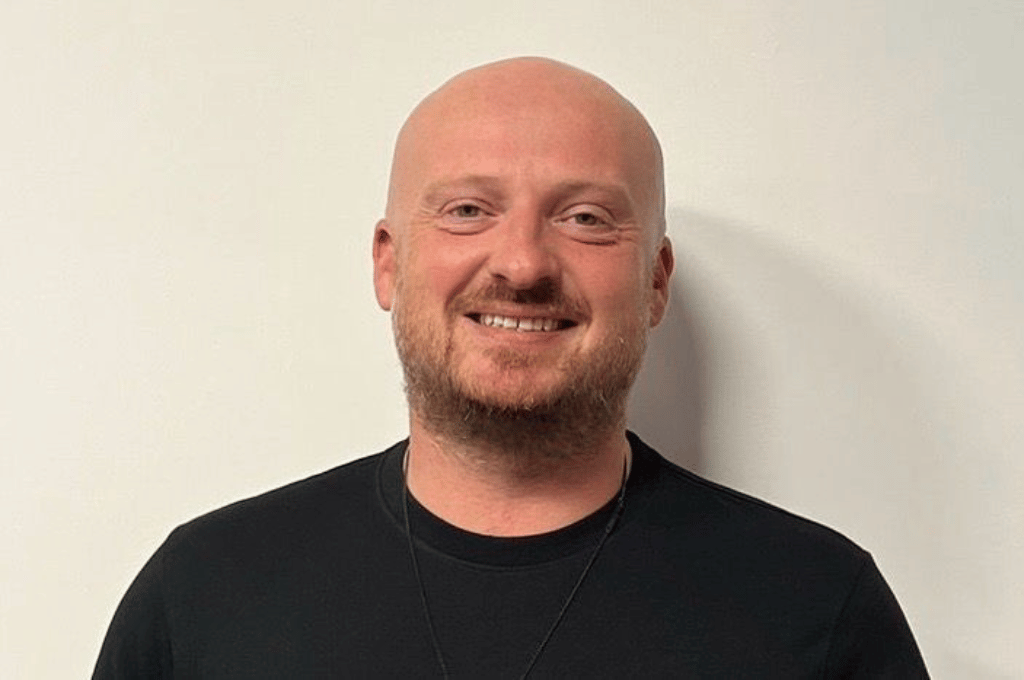 Iwan Mok-Roberts is a Trustee of The Scar Free Foundation